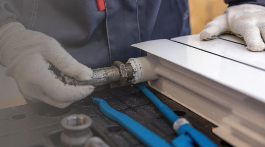 Expert burst pipe repair services in Sturgeon Bay, WI